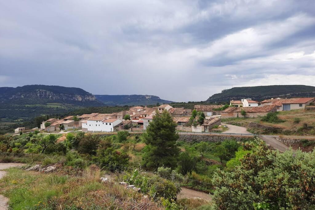 Ca Joan A Villores, Els Ports Екстер'єр фото