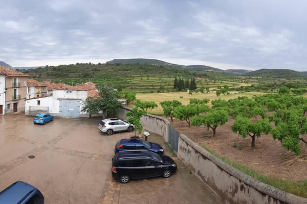 Ca Joan A Villores, Els Ports Екстер'єр фото